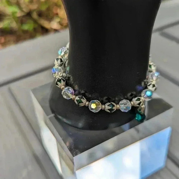 Handmade May Birthstone Stretch Fashion Women's Bracelet (New) - Picture 6 of 9